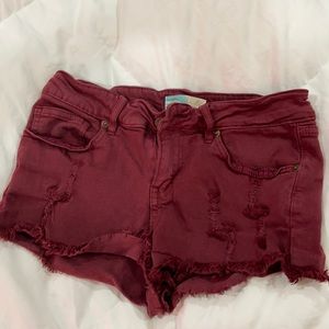 Maroon shorts | size medium